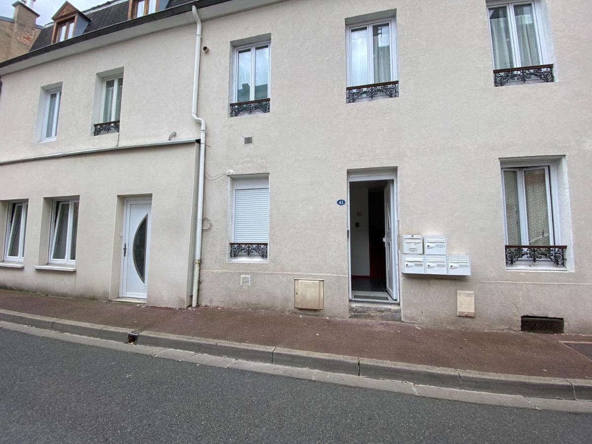 Vichy Centre Ville - Gare - Parc Des Sources Exterior foto